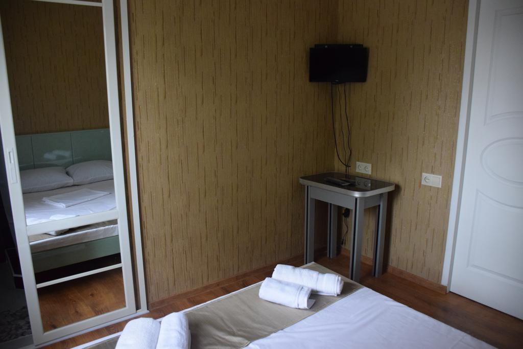 Crossway Tbilisi Hotel חדר תמונה